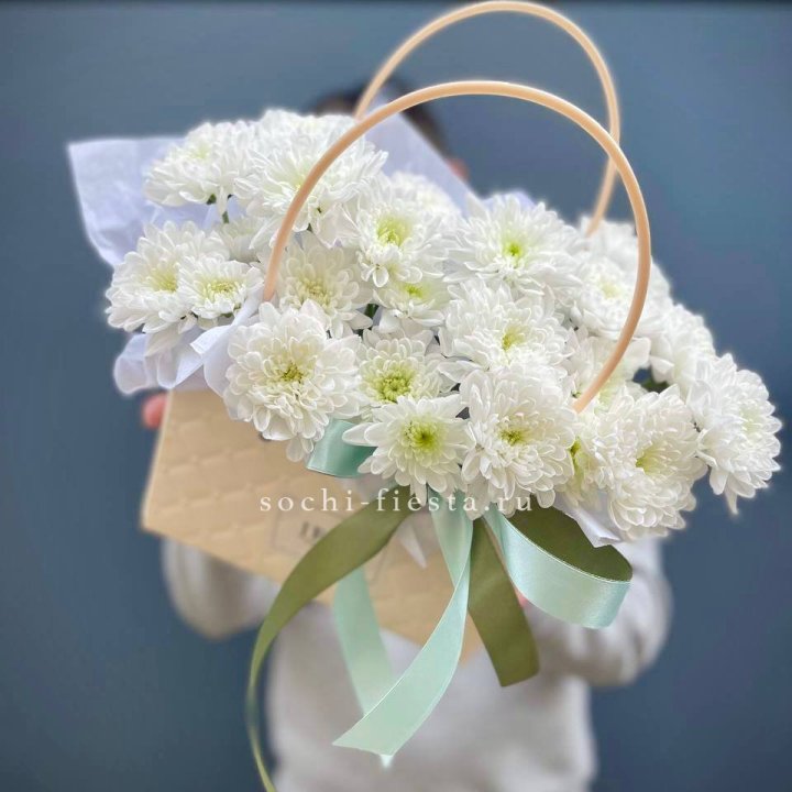 Сумочка с хризантемами в Чите