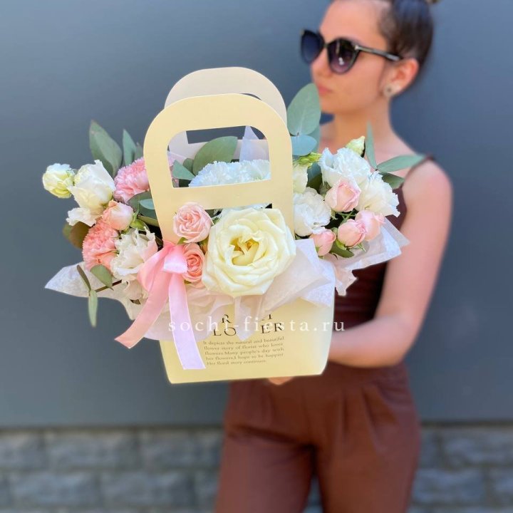 Цветочная сумочка "Рафаэль" в Чите