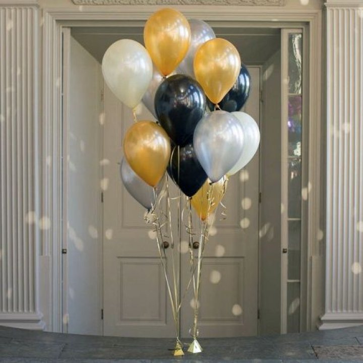 Фонтан шаров "Фаерворк" в Чите