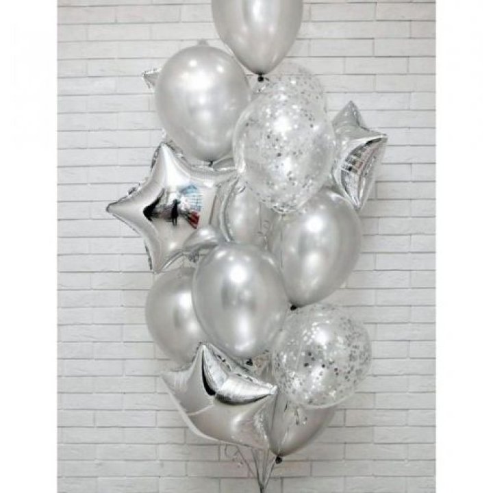 Фонтан шаров "Сильвер мун" в Чите