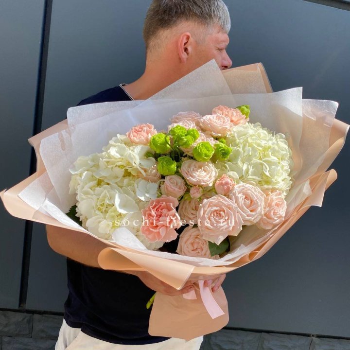 Авторский букет "Нежный крем" в Чите