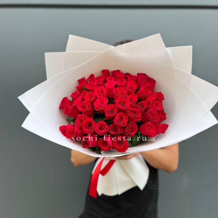 51  красная роза в Чите