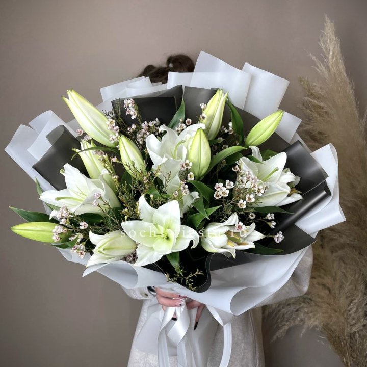Букет лилий Снежная королева в Чите