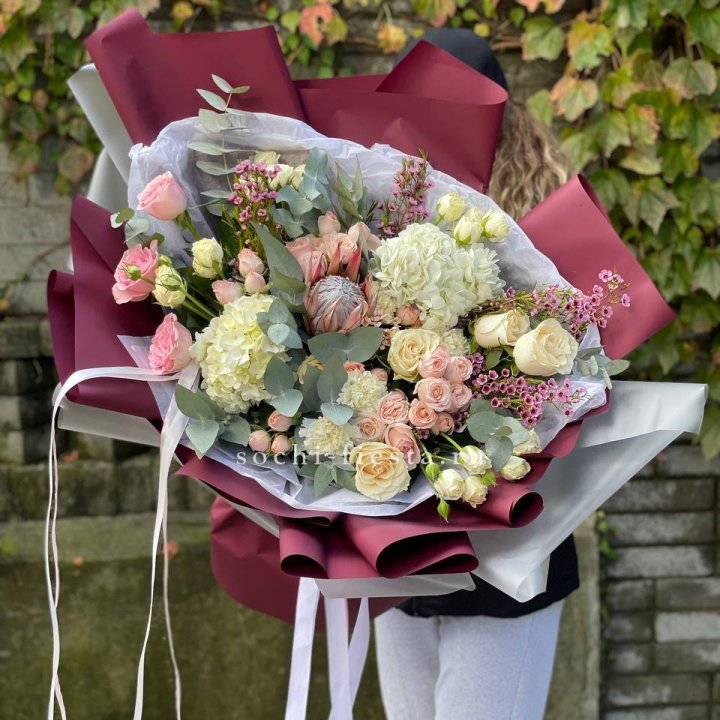 Авторский букет с протеей №1 в Чите