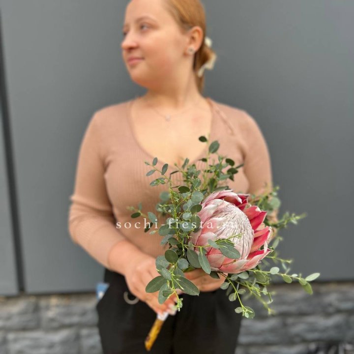 Свадебный букет "Протея" в Чите