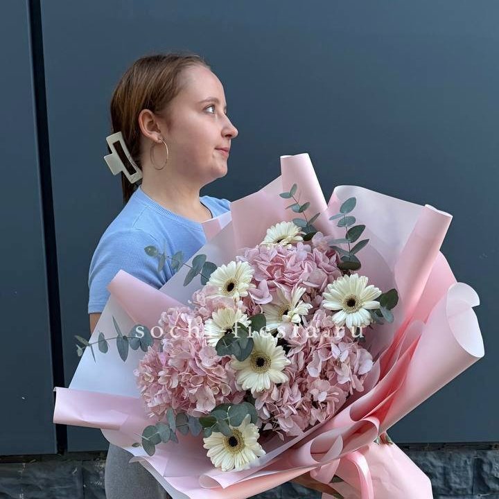 Букет "Знак любви" в Чите