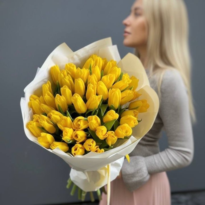 51 желтый тюльпан в Чите