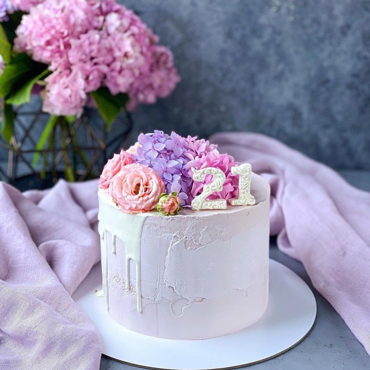 Торт с цифрой в Чите