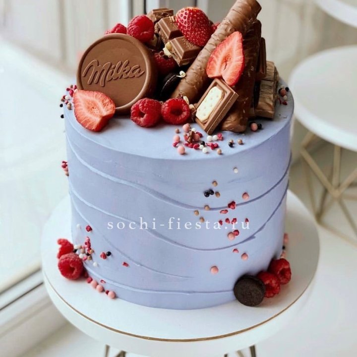 Торт "Milka's world" в Чите