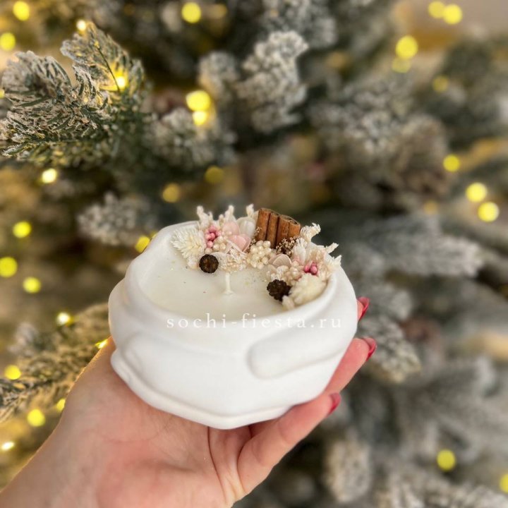 Свеча ароматическая в гипсе Руки с корицей в Чите