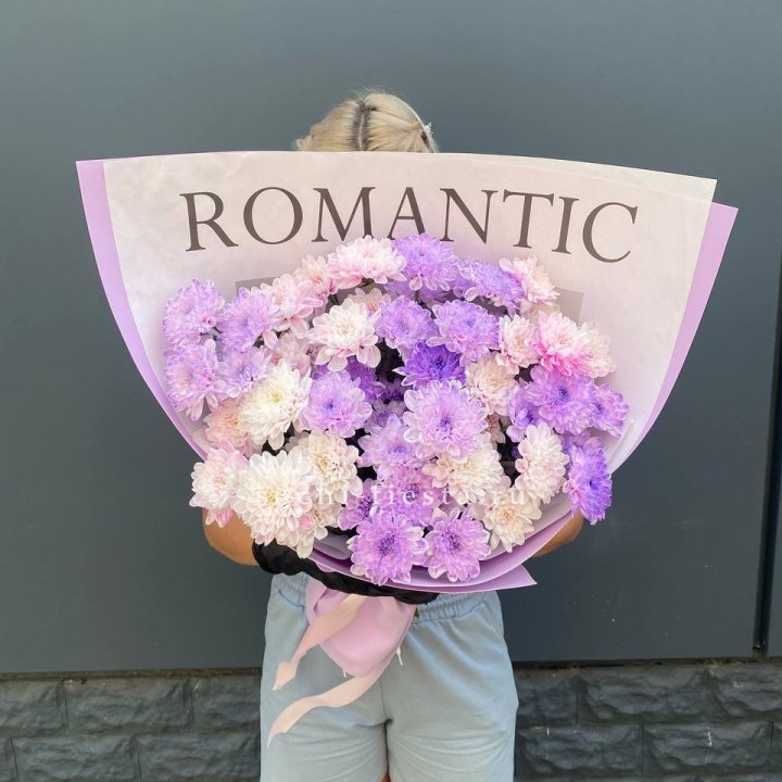 Букет сиреневых хризантем в Чите