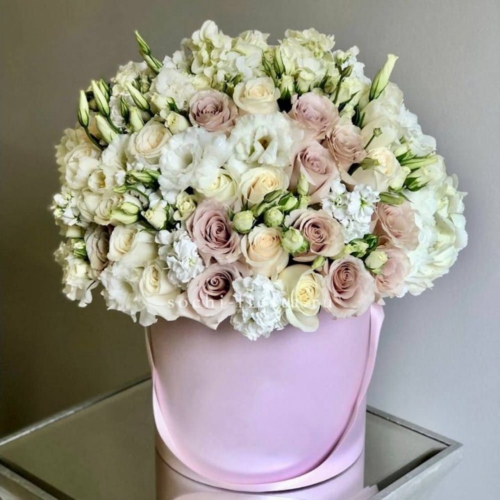 Цветочный бокс "Бриджит" в Чите