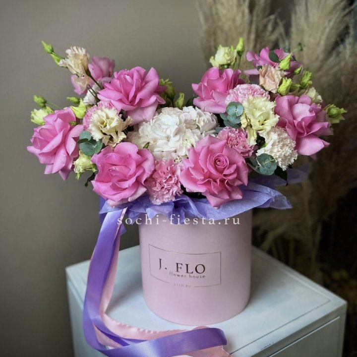 Цветочная коробка "Мишель" в Чите