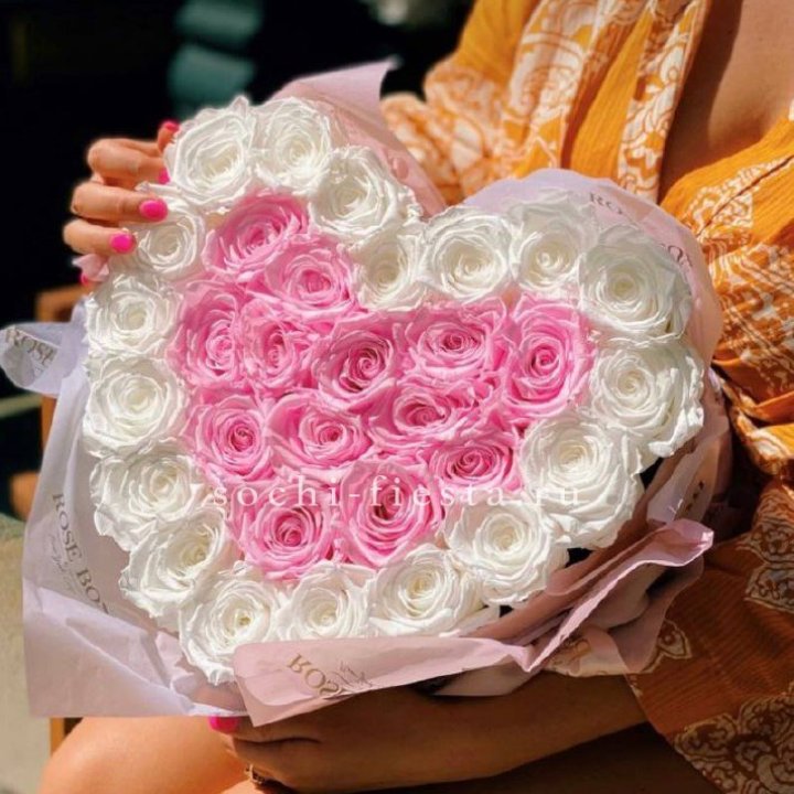 Бокс сердце с розами №2 в Чите