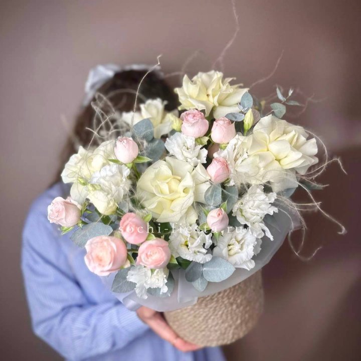 Авторский бокс "Милена" в джутовом кашпо в Чите