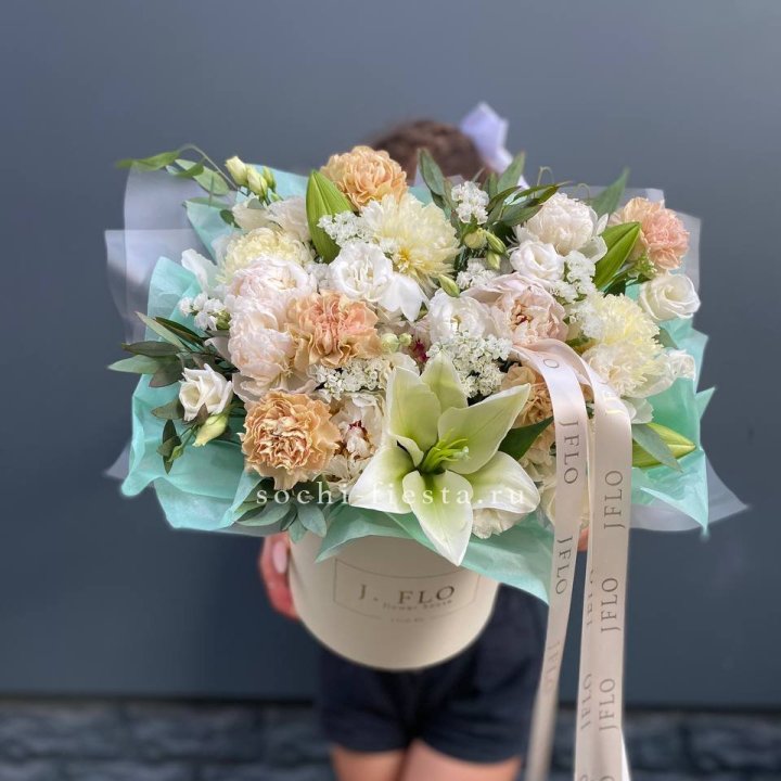 Дизайнерский цилиндр "Амвайл" в Чите