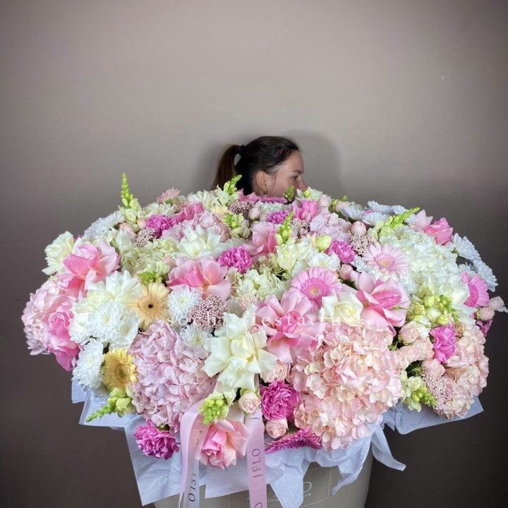 Корзина цветов «Рандеву» в Чите