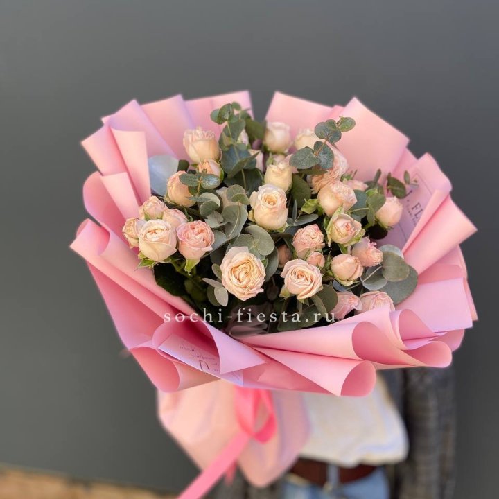 Букет пионовидных роз Cute Love в Чите