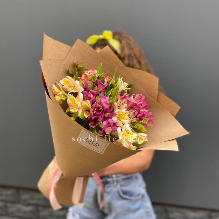 Альстромерии в крафте в Чите