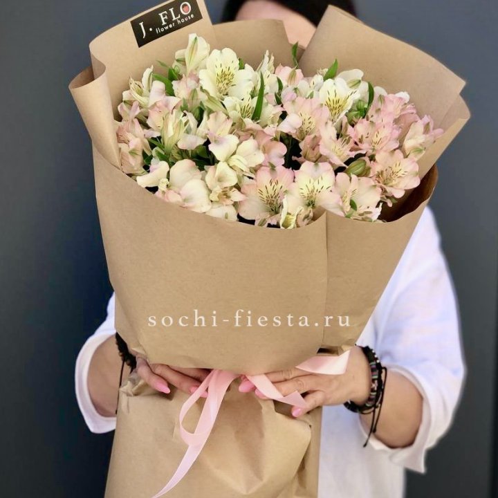 17  альстромерий в крафте в Чите