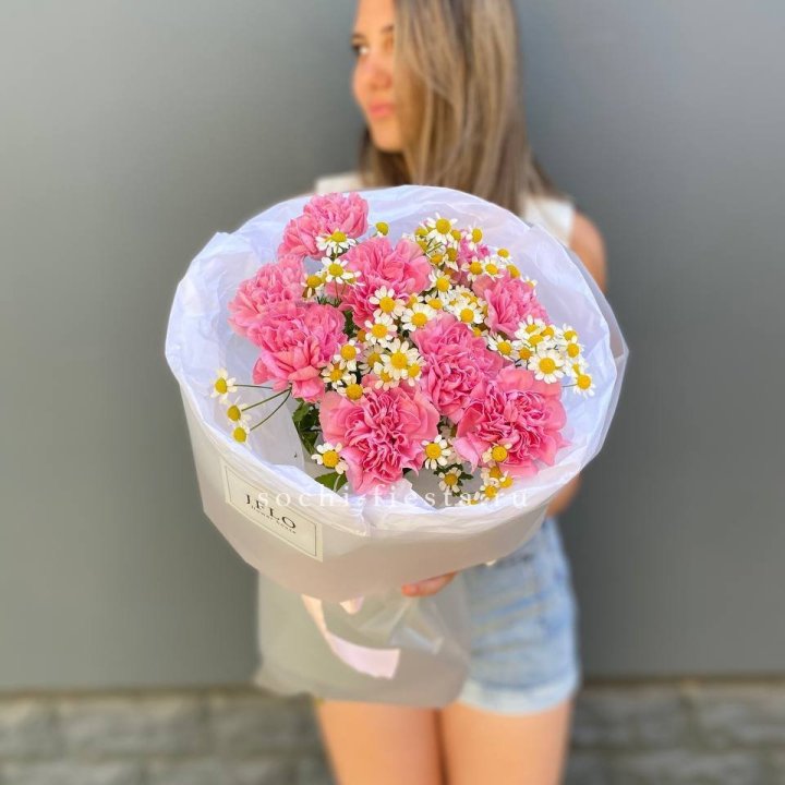 Дуобукет диантусов и ромашек в Чите