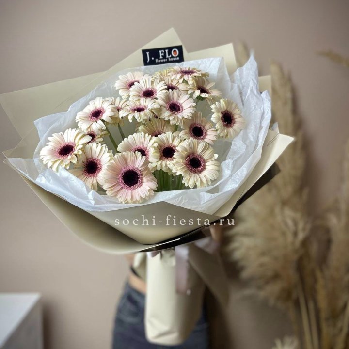 Букет голландских гербер "Свит" в Чите