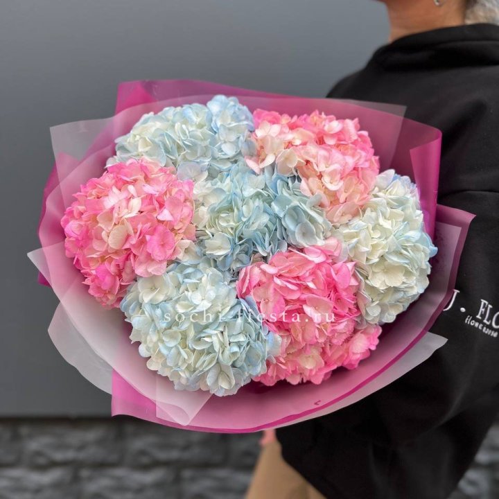 Букет гортензий "Тоника №2" в Чите