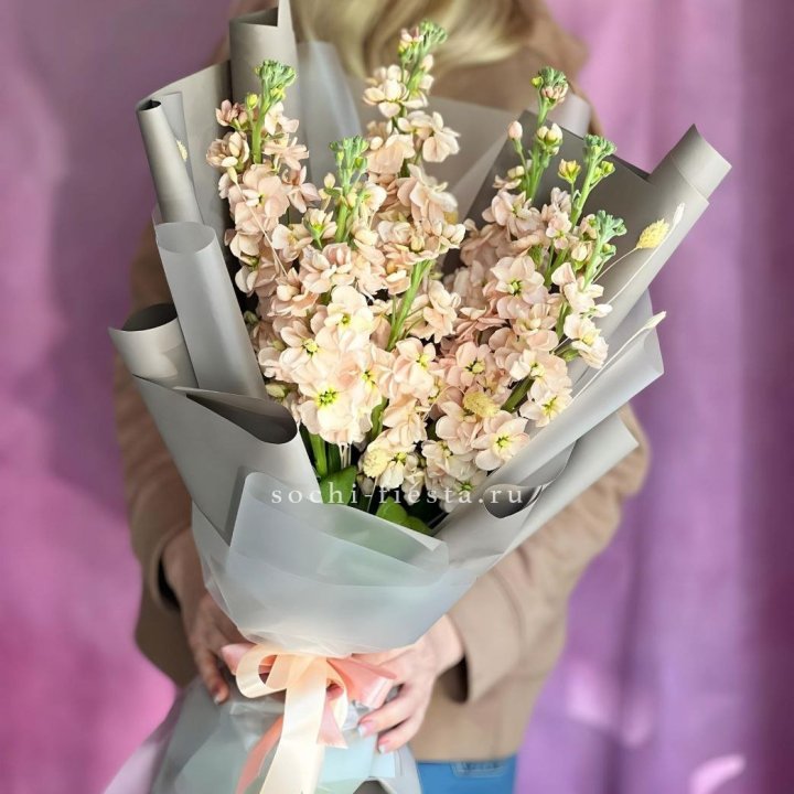 Букет ароматной маттиоллы №2 в Чите