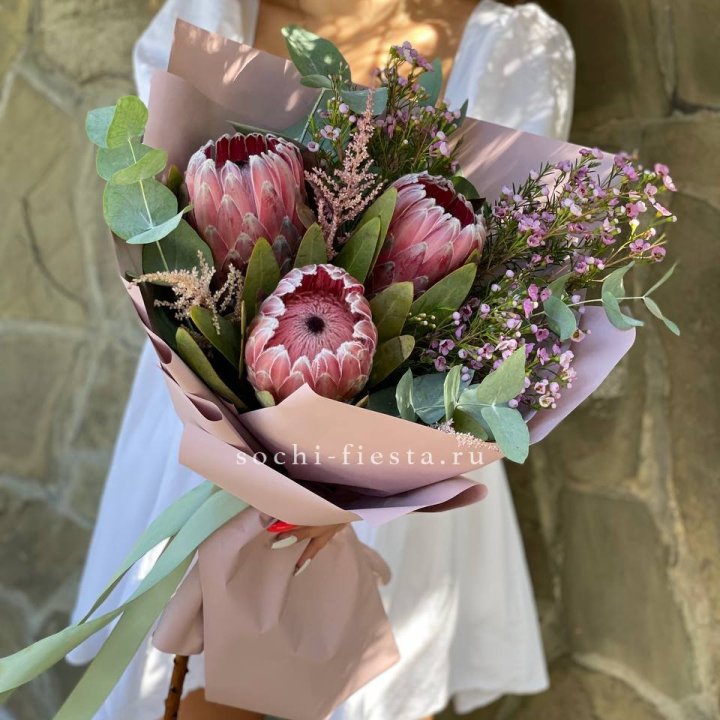 Букет из протеи "Клеопатра"  в Чите