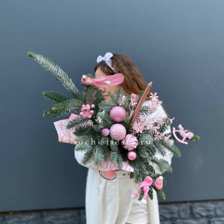 Композиция бокал розовый в Чите