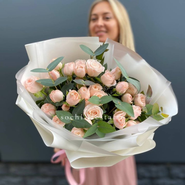 Букет кустовых роз "Фреш" в Чите