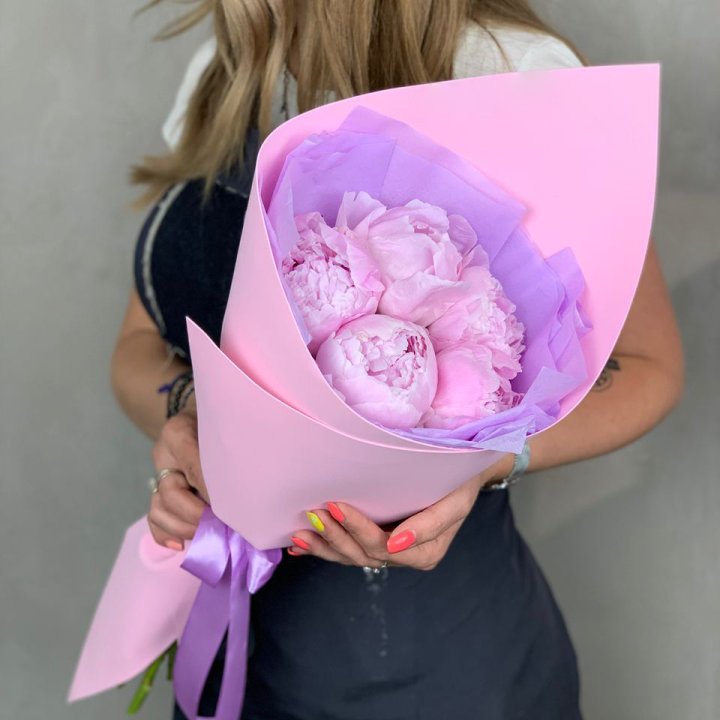 Букет пионов "Файв" в Чите