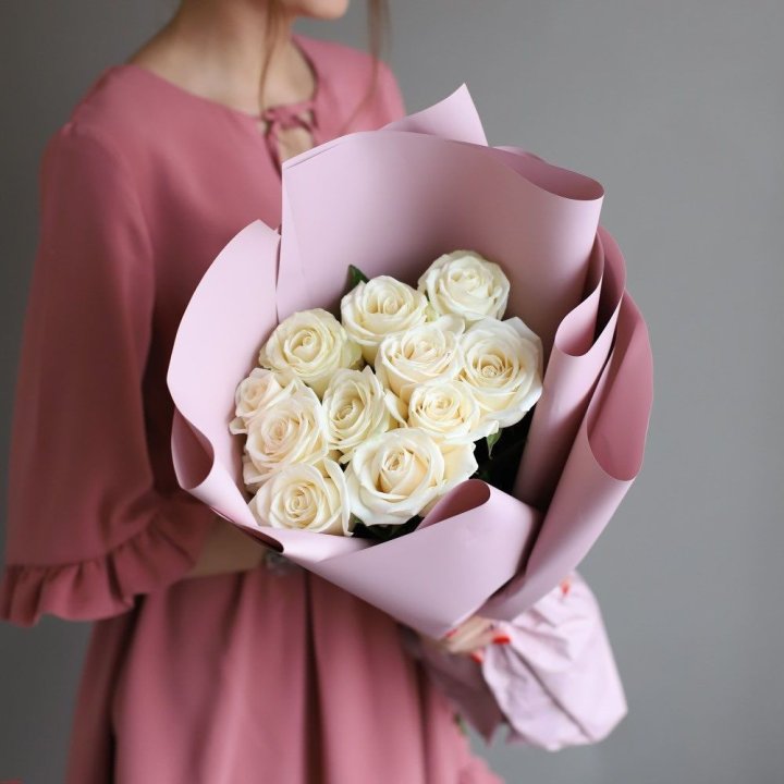 11 белых роз в Чите