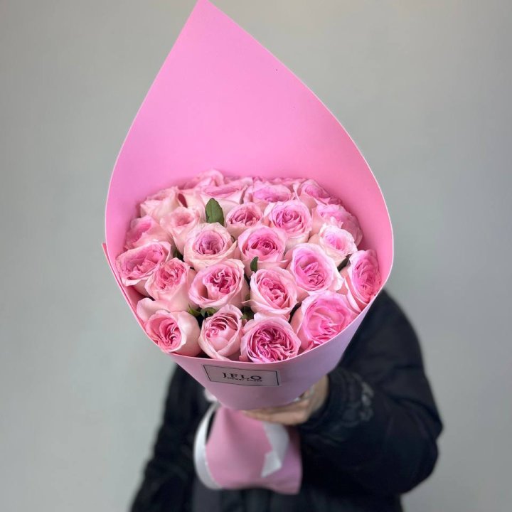 25 нежных роз в Чите