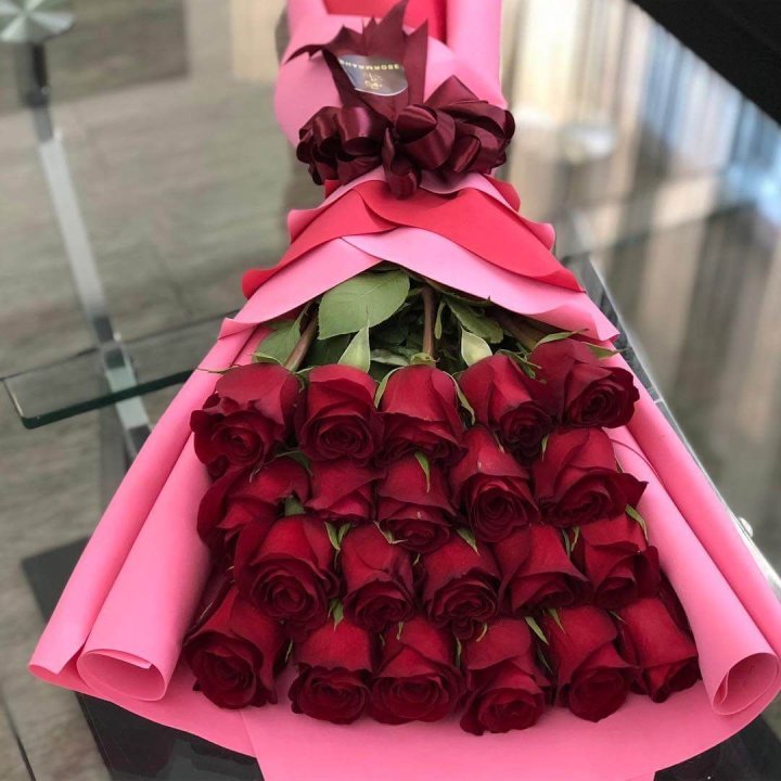 21 красная роза "Элеганс" в Чите