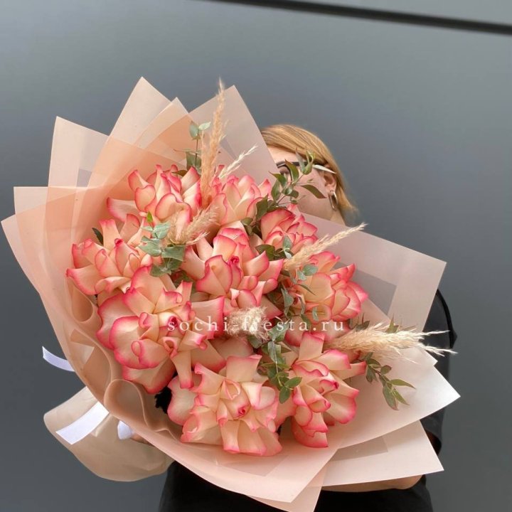 9 Французских роз Джумилия  в Чите