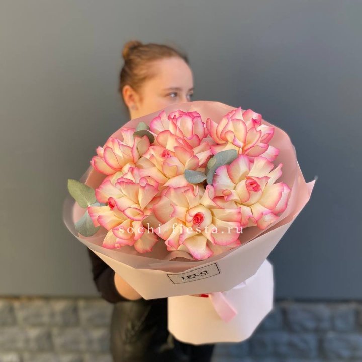 7 французских роз Джумилия в Чите