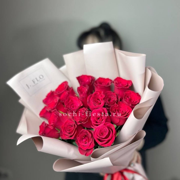 21 красная роза  в Чите