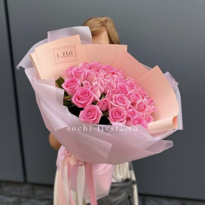 33 Розовые розы в Чите
