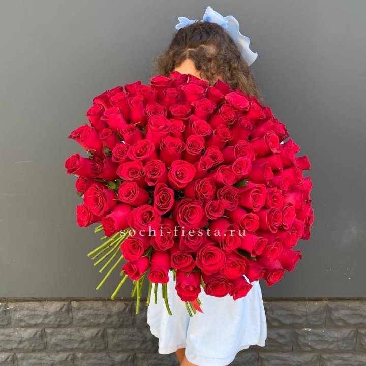 101 красная роза в Чите