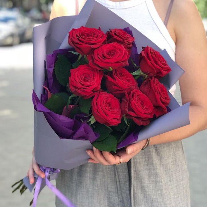 9  красных роз №1 в Чите