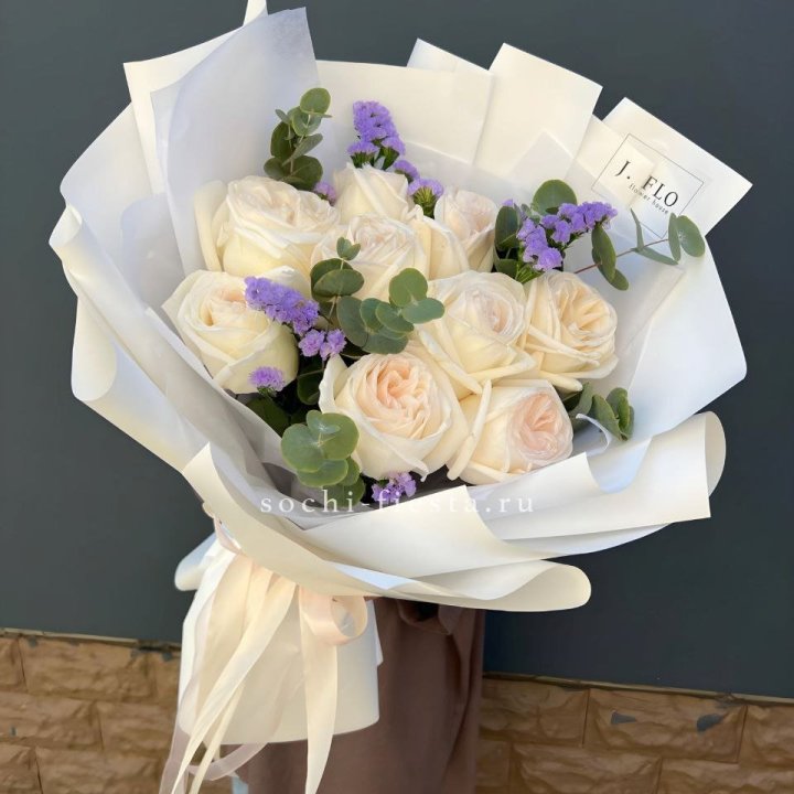 Букет из роз Вайт охара в Чите