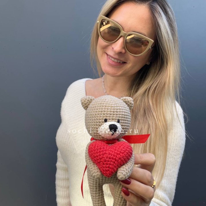 Мишка с сердцем ручной работы в Чите