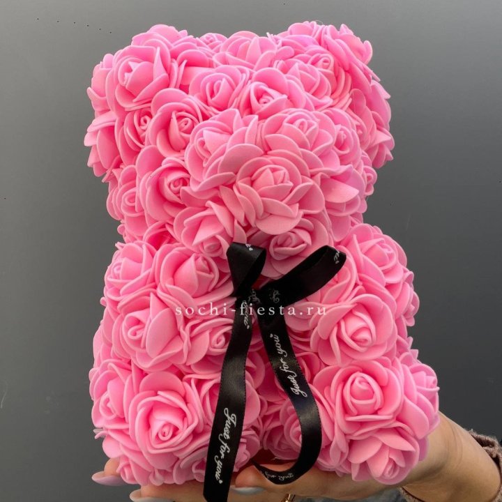 Игрушка медведь из розовых роз в Чите