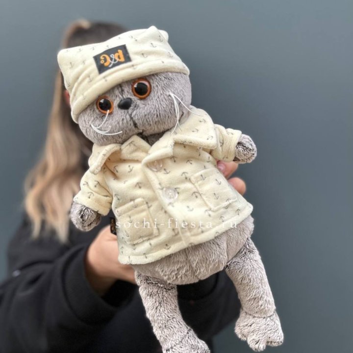 Кот Басик в пижаме в Чите