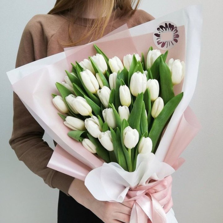 Букет белых тюльпанов "Моника" в Чите