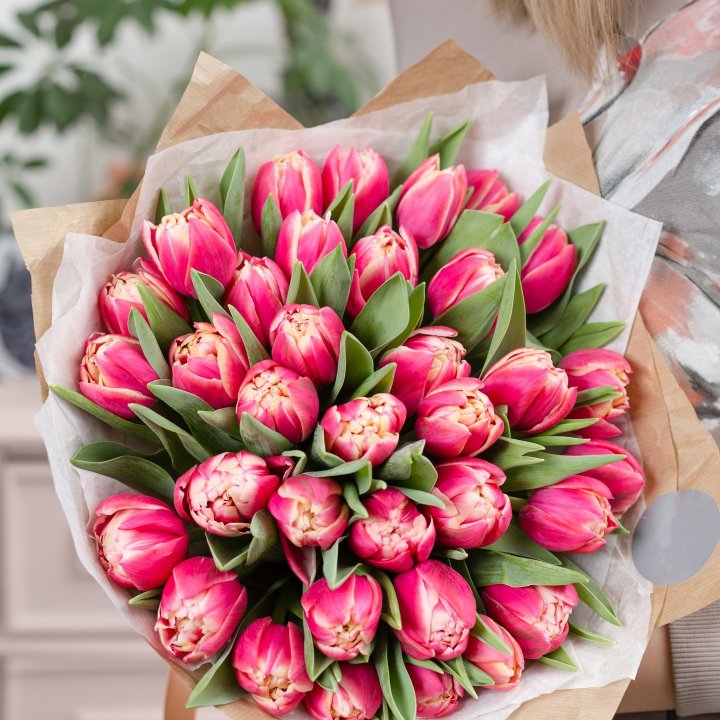 Букет пионовидных тюльпанов в Чите